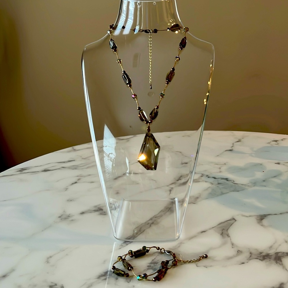 Premier Designs Iridescent Prism Necklace & Bracelet